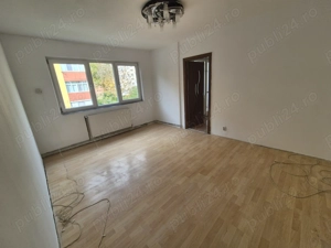 Vand 2 camere et.1 Micro 1 - imagine 2