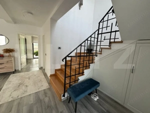 Casa de vanzare, 184 mp, zona Micesti