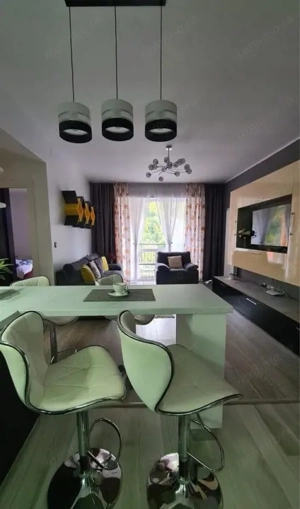 Apartament modern în Sinaia | Loc de parcare + Piscină în complex