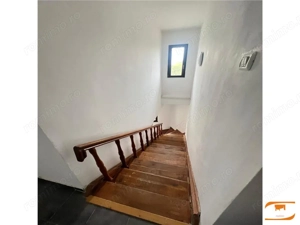 Apartament la vila,2 camere decomandat, balcoane,CT - imagine 3