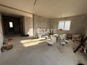 Casa individuala cu 4 camere in Mosnita Noua zona Castel - imagine 12