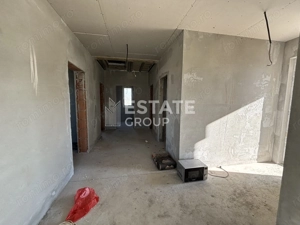 Casa individuala cu 4 camere in Mosnita Noua zona Castel - imagine 8