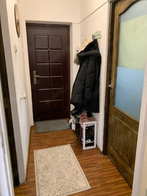 Vand apartament,40 mp in Hunedoara - imagine 6 Vand apartament,40 mp in Hunedoara - imagine 6