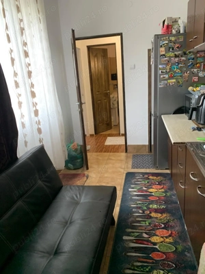 Vand apartament,40 mp in Hunedoara - imagine 4 Vand apartament,40 mp in Hunedoara - imagine 4