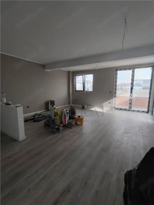 Duplex locatie excelenta - langa 4 benzi - canalizare - 3 bai - doua balcoane - imagine 3