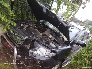 De vânzare Hyundai Santa Fe 2 avariat 2011