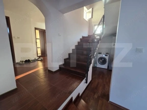 Vilă  226 mp utili, curte 277 mp, zona Micro 3 - imagine 5