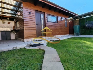 Garsonieră cochetă, tip căsuță, cu aer de cabană – Bacău, zona Gării