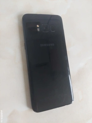Vând Samsung Galaxy S8 Black puțin spart, codat VodafoneRO [poze reale] - imagine 4