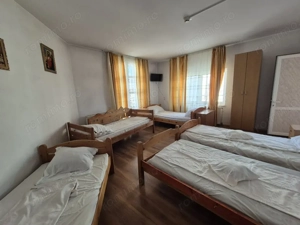 Vila Gavana 2 - ideala centru ingrijire batrani, 8 camere - imagine 6
