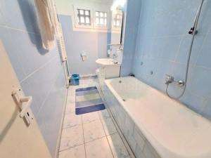 Apartament 3 camere de vanzare – Centru, Str. 9 Mai - imagine 8