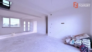 Casa tip triplex, cu 4 camere, de vanzare in Sanandrei. - imagine 3