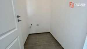 Apartament cu doua camere, decomandat in Giroc - ID V756 - imagine 9