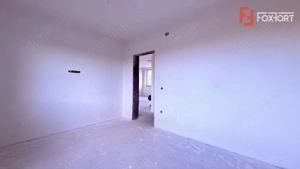 Casa tip triplex cu 2 camere de vanzare in Sanandrei - imagine 6 Casa tip triplex cu 2 camere de vanzare in Sanandrei - imagine 6