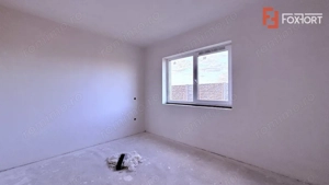 Casa tip triplex cu 2 camere de vanzare in Sanandrei - imagine 5 Casa tip triplex cu 2 camere de vanzare in Sanandrei - imagine 5