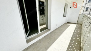 Apartament cu 3 camere, 2 bai, Lift, Cartier Planete - Giroc - ID V2770 - imagine 13