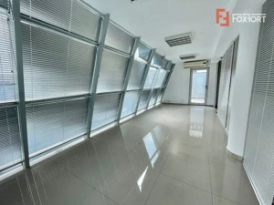 Spatiu comercial de vanzare, 585 mp,locatia excelenta, Timisoara- V2315 - imagine 4