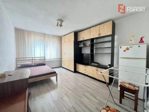 Apartament cu o camera, decomandat, zona Complex Studentesc