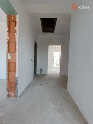 Case insiruite,5 camere, in Chisoda - ID V3662 - imagine 12