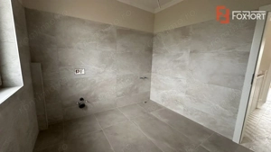 Duplex de vanzare cu 5 camere, despartit prin garaj, zona Giroc  - imagine 11