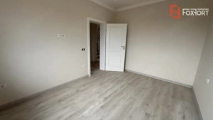 Duplex cu 5 camere despartit prin garaj, zona Giroc  - imagine 4