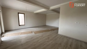 Duplex cu 5 camere despartit prin garaj, zona Giroc  - imagine 14