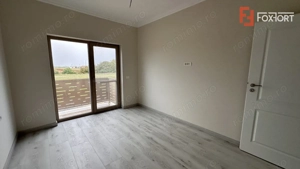 Duplex de vanzare cu 5 camere, despartit prin garaj, zona Giroc  - imagine 8