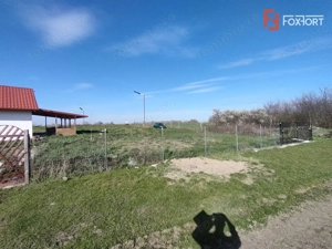 Teren de 2600 mp in Sanmihaiul Roman imprejmuit - ID V5057 - imagine 8