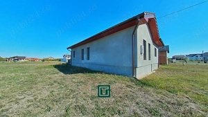 Casă cu 4 camere de vânzare în Fântânele   cartier nou de case, aproape de Arad - imagine 4