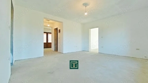 Casă cu 4 camere de vânzare în Fântânele   cartier nou de case, aproape de Arad - imagine 5