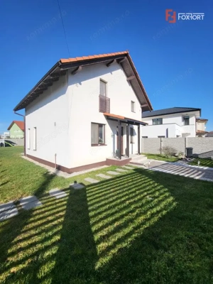 Casa individuala 3 camere cu teren de 648 mp - ID V5477 - imagine 11