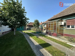 Casa individuala Mosnita Noua, 1439 mp teren - Pozitie centrala - IDV5607