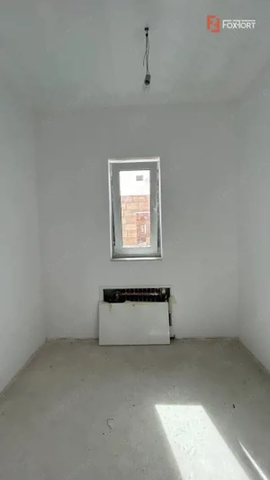 Duplex 5 camere spatios, cu 3 locuri de parcare - Dumbravita - imagine 5