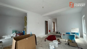 Duplex 5 camere spatios, cu 3 locuri de parcare - Dumbravita - imagine 15