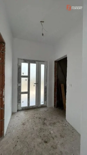 Duplex 5 camere spatios, cu 3 locuri de parcare - Dumbravita - imagine 20