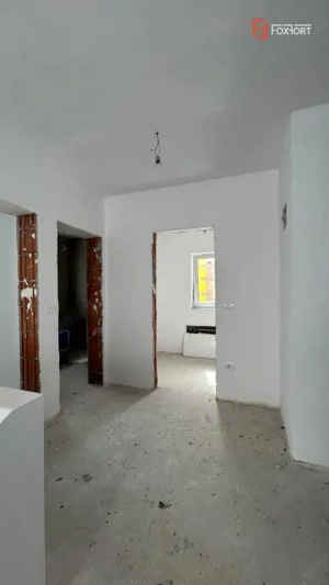 Duplex 5 camere spatios, cu 3 locuri de parcare - Dumbravita - imagine 7