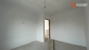 Duplex 5 camere spatios, cu 3 locuri de parcare - Dumbravita - imagine 6