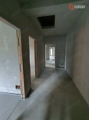 Casa individuala cu 4 camere si teren de 860 mp, zona Giroc - imagine 2