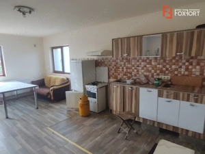 Casa de inchiriat pe 3 niveluri in Dumbravita, pretabila muncitori - imagine 2