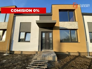 Casa tip triplex, cu 4 camere, de vanzare in Sanandrei.