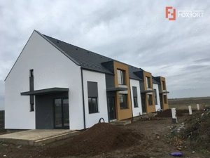 Casa tip triplex cu 4 camere de vanzare in Sanandrei - imagine 14 Casa tip triplex cu 4 camere de vanzare in Sanandrei - imagine 14