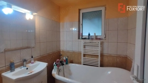 Casa individuala 6 camere, Sanmihaiu Roman - Garaj, anexe, panouri fotovoltaice - imagine 8