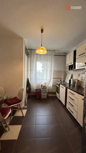 Apartament cu 3 camere si garaj, zona Simion Barnutiu  - imagine 17