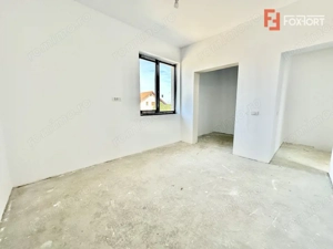 Duplex Mosnita 4 camere, 2 bai - curte amenajata cu gazon si plante! - imagine 9