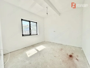 Duplex Mosnita 4 camere, 2 bai - curte amenajata cu gazon si plante! - imagine 10