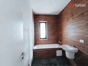 Apartament spatios cu 3 camere, scara interioara, 84 mp - V7227 - imagine 8