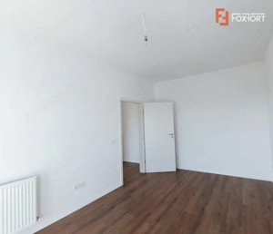 Apartament spatios cu 3 camere, scara interioara, 84 mp - V7227 - imagine 3