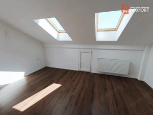 Apartament spatios cu 3 camere, scara interioara, 84 mp - V7227 - imagine 6