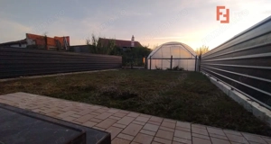 Duplex 5 camere, Becicherecu Mic - Garaj, terasa, Interior la Rosu - imagine 5