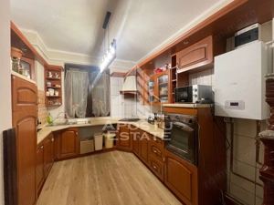 Vila tip duplex, P+1E+M, Poiana Marului - imagine 12